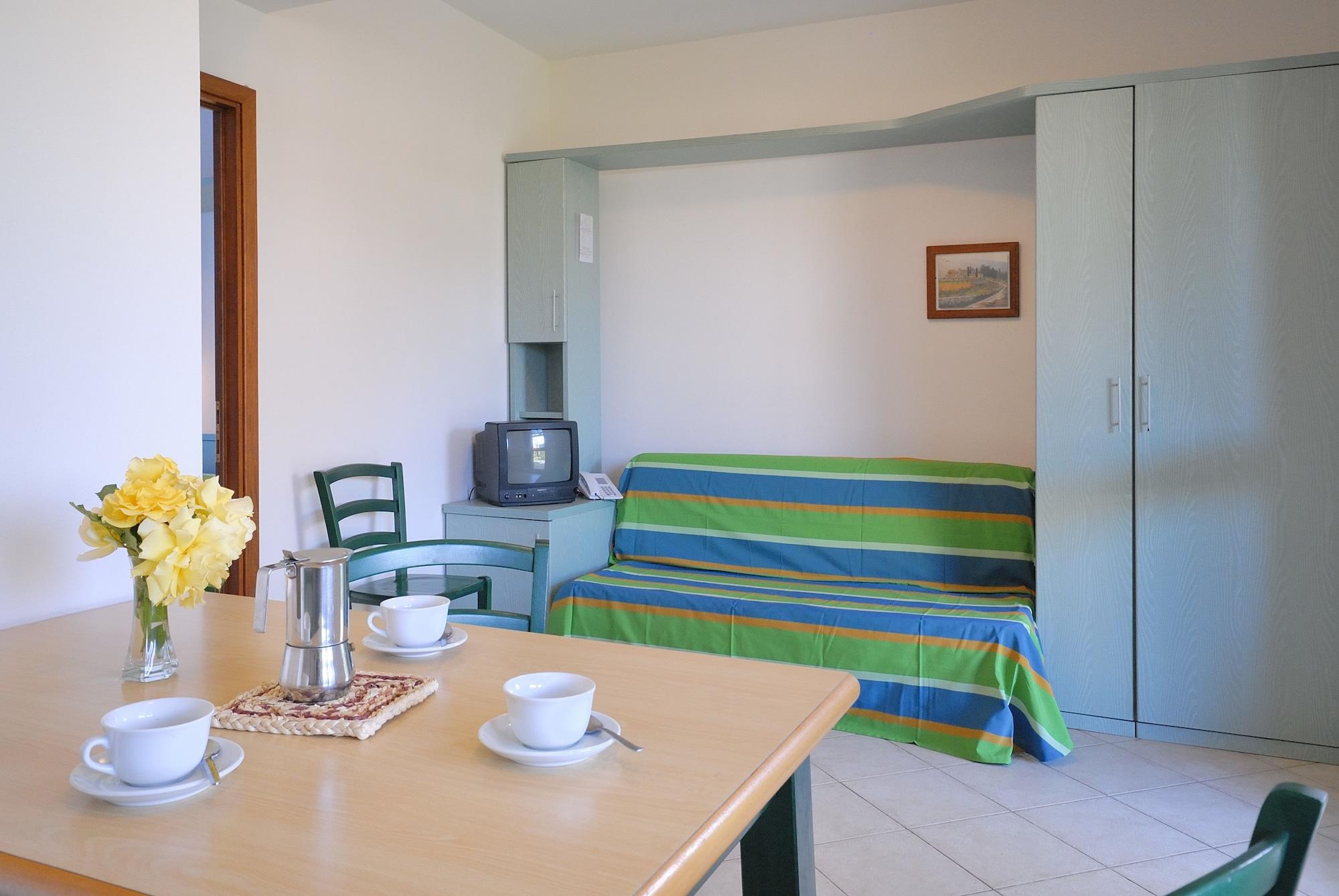 Villaggio Turistico La Cecinella مارينا دي سيسينا المظهر الخارجي الصورة