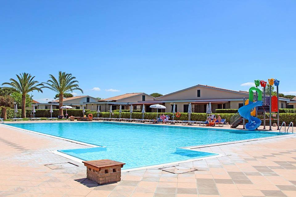 Villaggio Turistico La Cecinella مارينا دي سيسينا المظهر الخارجي الصورة